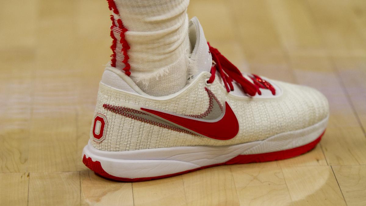 32. Nike Lebron XX